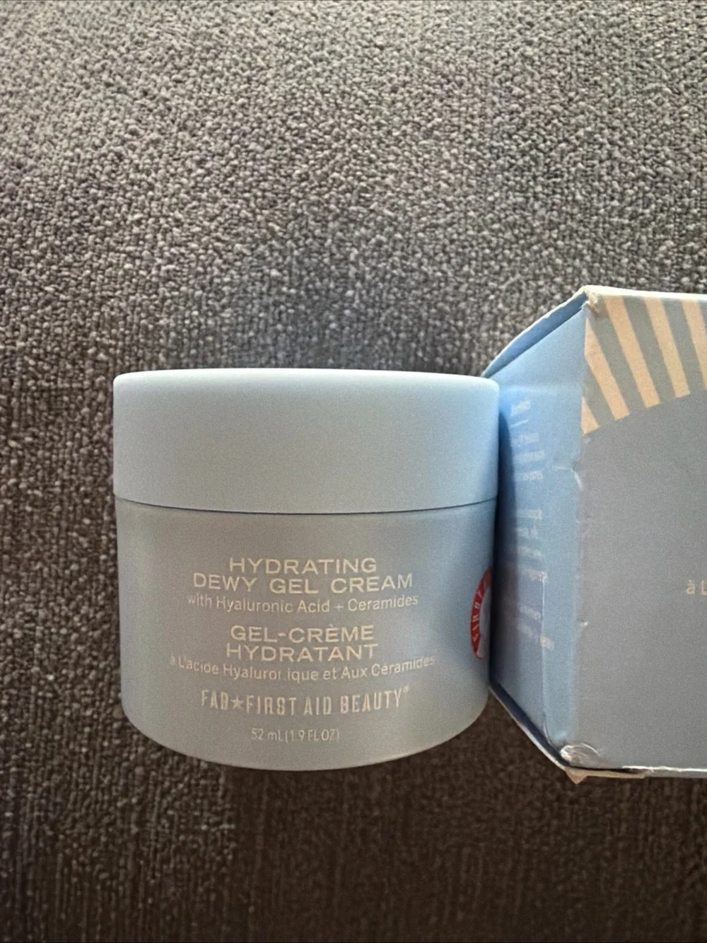 First Aid Beauty Hydrating Dewy Gel Cream - Pale Blue Jar